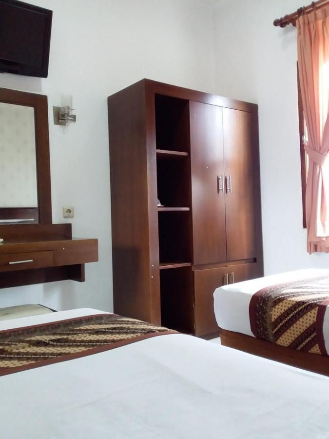 Malioboro Inn Hotel Yogyakarta Exterior foto