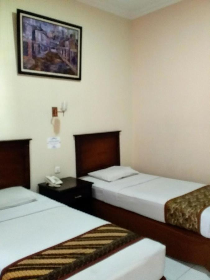 Malioboro Inn Hotel Yogyakarta Exterior foto