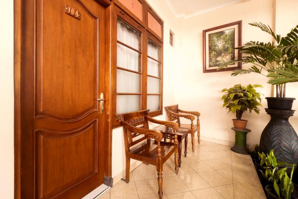 Malioboro Inn Hotel Yogyakarta Exterior foto